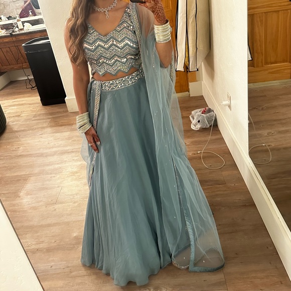 Pastel indian wedding Lengha blue/silver - Picture 1 of 2